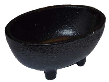 1 3/4" Oval cast iron cauldron (image for) 1 3/4" Oval cast iron cauldron