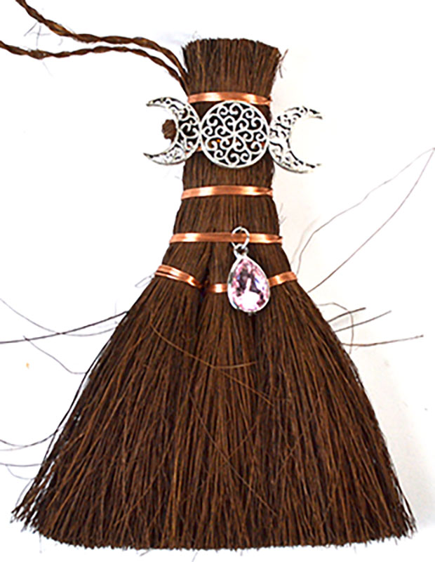 6" Triple Moon broom (image for) 6" Triple Moon broom