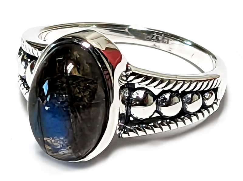 size 8 Labradorite ring (image for) size 8 Labradorite ring
